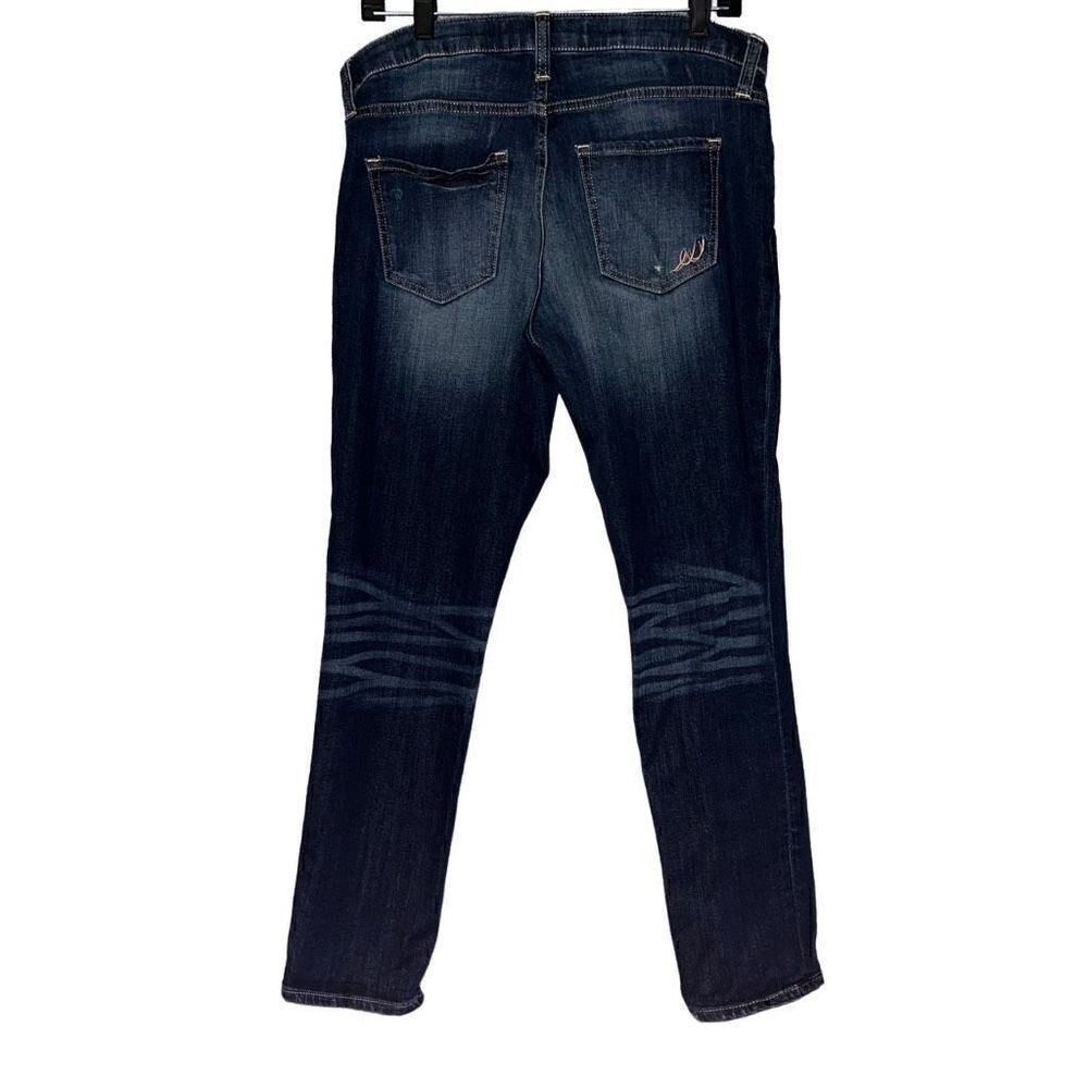 ‎Express distressed girlfriend blue jeans 8 NWT